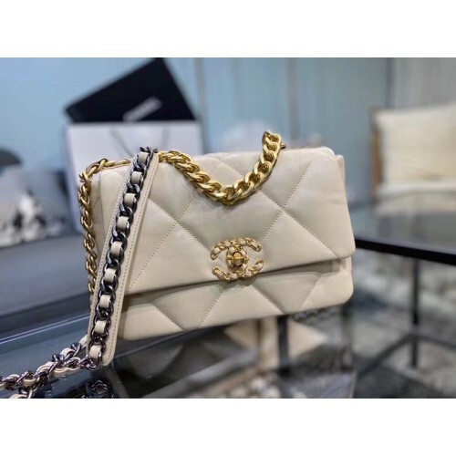 Chanel 샤넬 플랩백 26cm 블랙,화이트,베이지