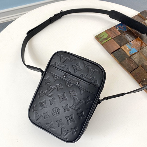 Louis Vuitton 루이비통 다뉴브 PM M43681