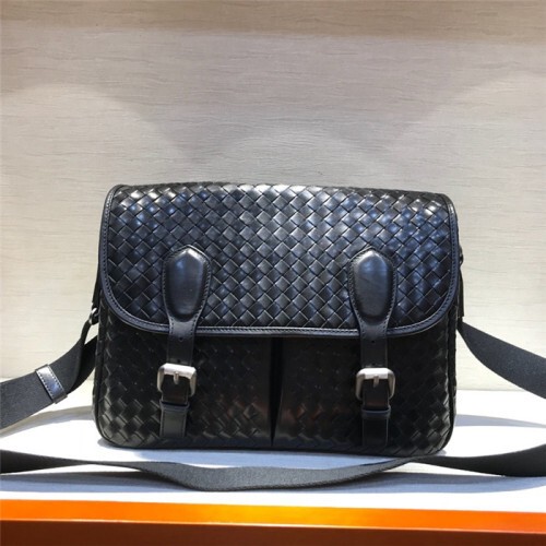 Bottega Veneta 보테가베네타 남성용 크로스백 BV30699 /