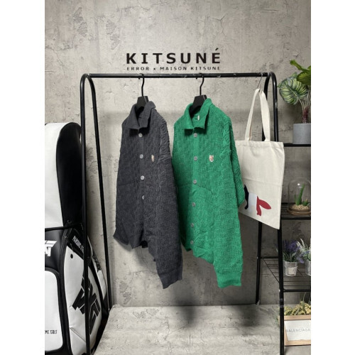 Maison Kitsune 메종키츠네 폭스 단추가디건