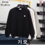 Acne Studios 아크네스튜디오 화이트와펜 기모 맨투맨