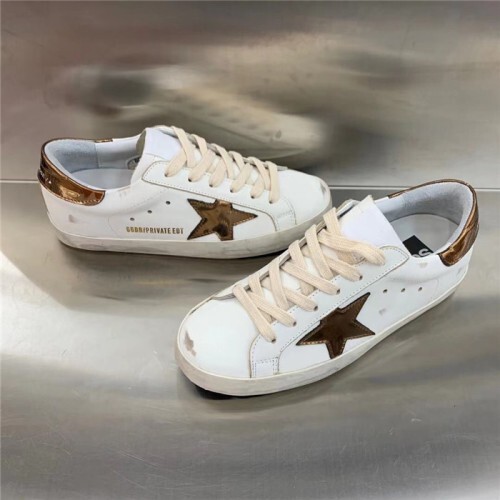 GOLDEN GOOSE 골든구스 남여공용 스니커즈 G697801