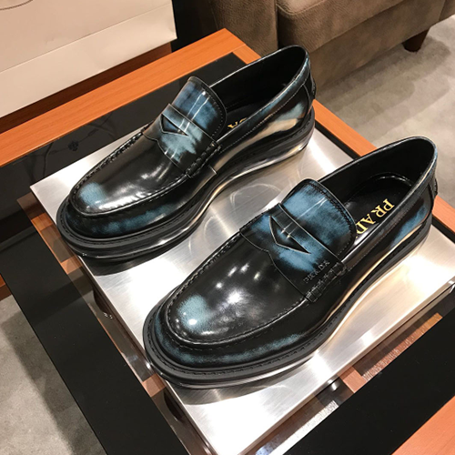 PRADA 프라다 로퍼