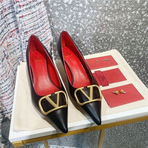 Valentino 발렌티노 가라바니 굽높이4.5CM V3001-3