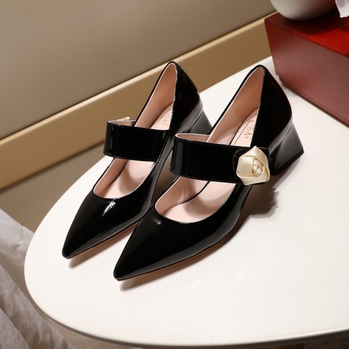 Roger Vivier 로저비비에 구두 굽높이4.5CM (애나멜)