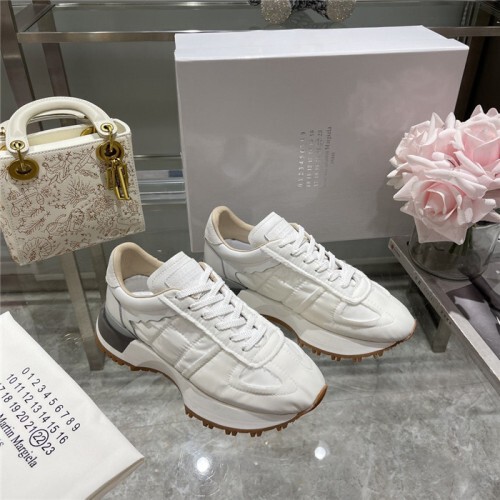 Maison Margiela 메종 마르지엘라 남여공용 스니커즈 M90669