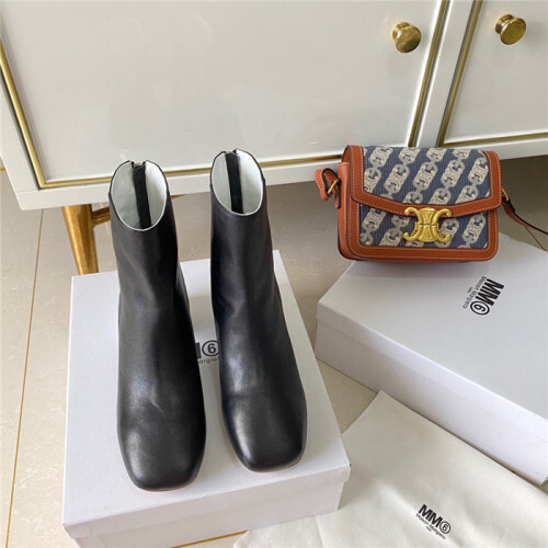 MAISON MARGIELA 메종 마르지엘라 여성용 부츠 (굽높이7CM) MM36988-1